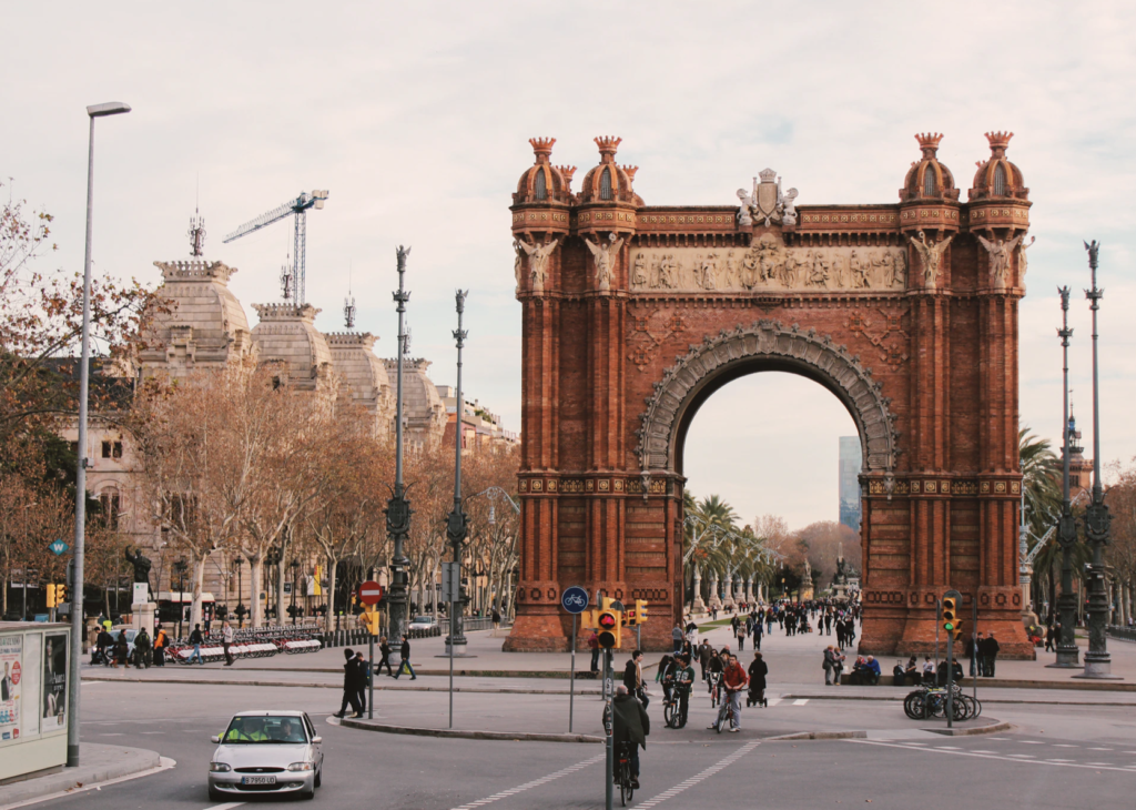 The Dame Traveler Guide to Barcelona
