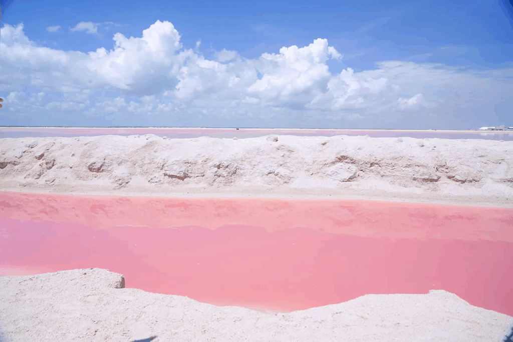 White salt mounds overlooking the pink lagoons of Las Coloradas, Yucatán, Mexico