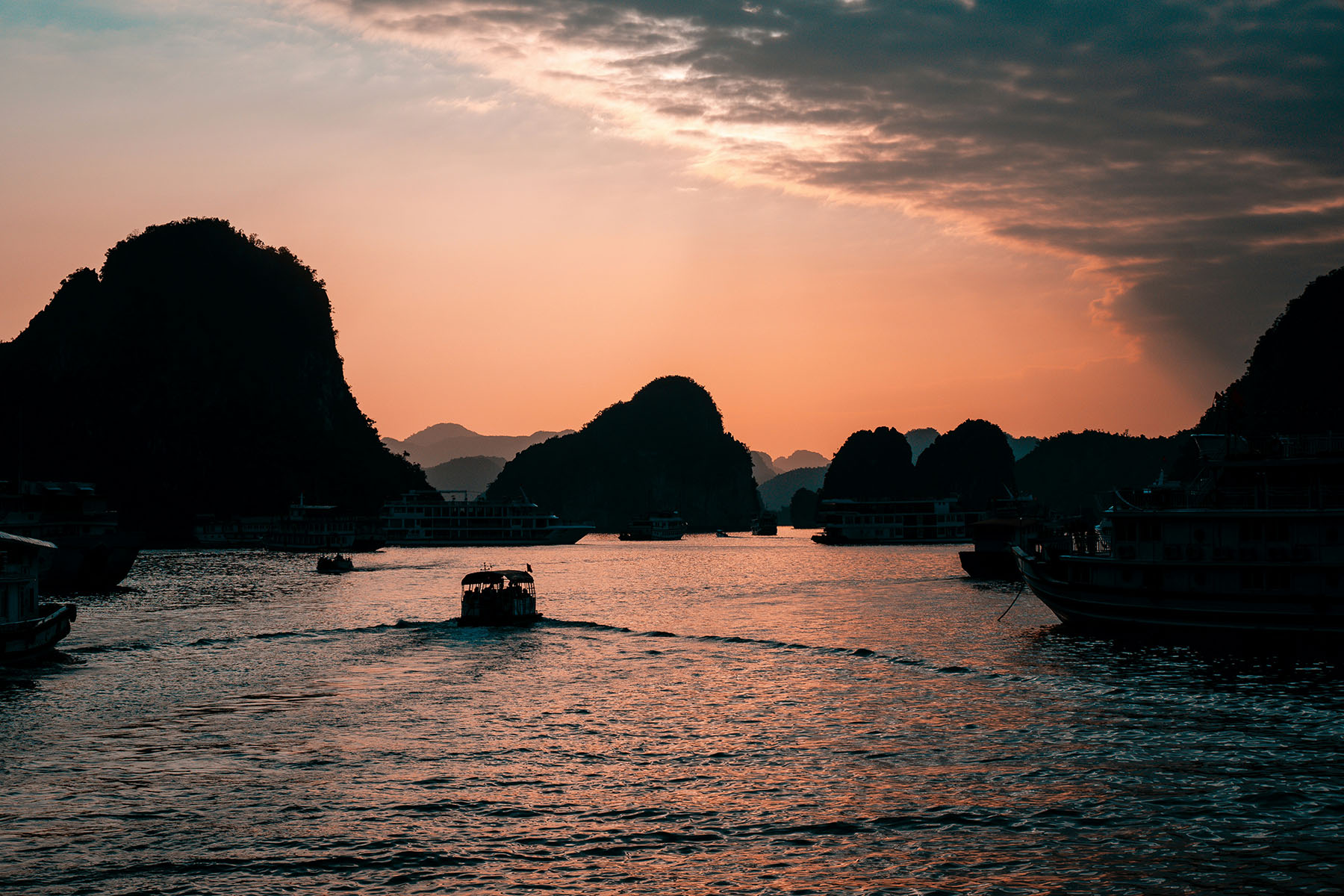 7 Best Solo Travel Destinations for 2026 – Dame Traveler